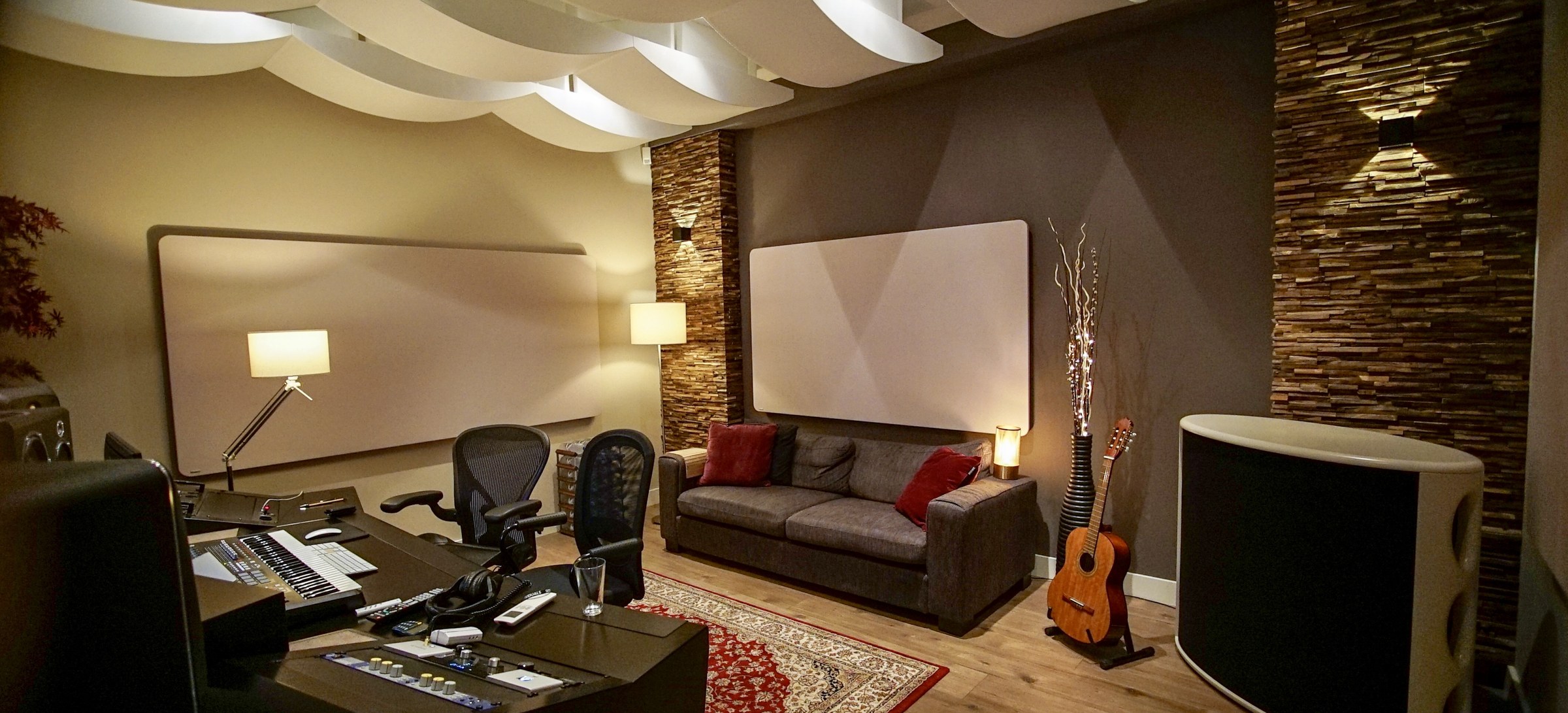 NEWMADE studio — control room with lounge